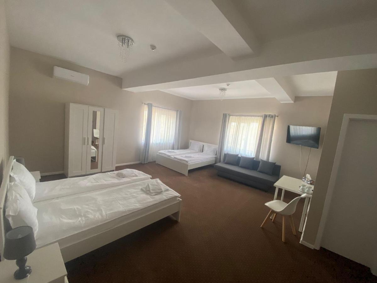 B&B Andero デヴァ エクステリア 写真